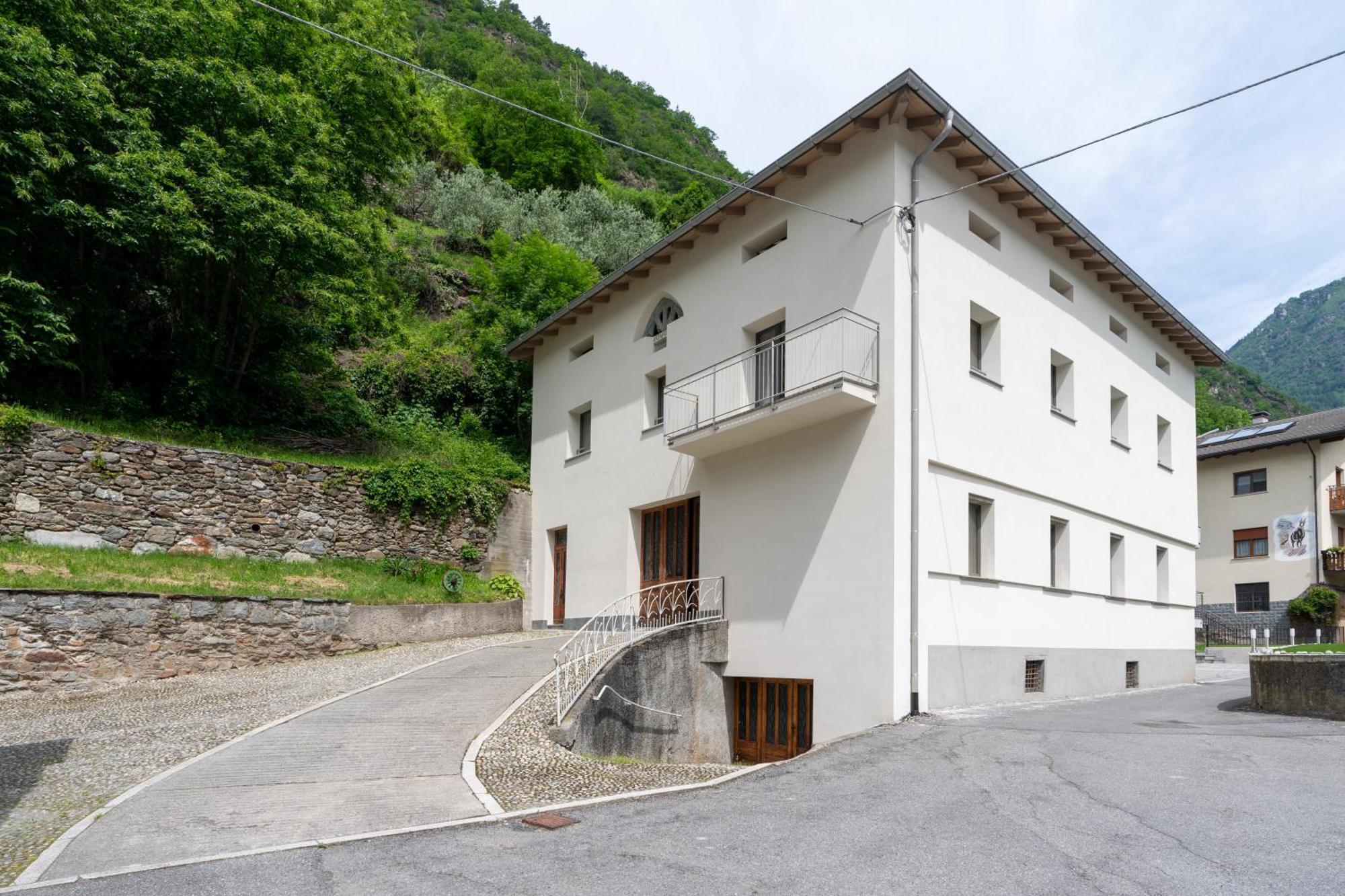 Al Campanile - Valtellina - 15 Min Da Bernina Express Lejlighed Grosotto Eksteriør billede